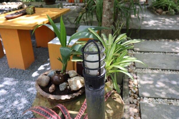 Fontanna w ogrodzie - jak stworzyć oazę relaksu na własnym podwórku?