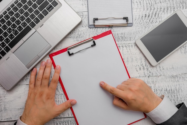 Jak napisać skuteczną rezygnację z usługi?