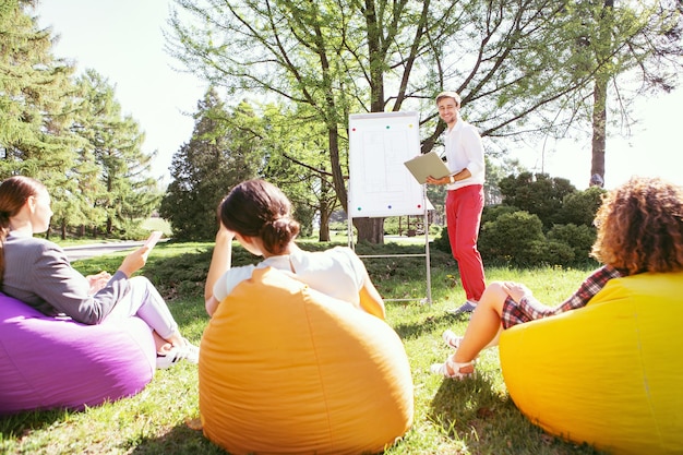 Jak stworzyć wymarzony zakątek na działce rekreacyjnej?
