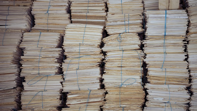 Outsourcing niszczenia dokumentów – dlaczego warto?